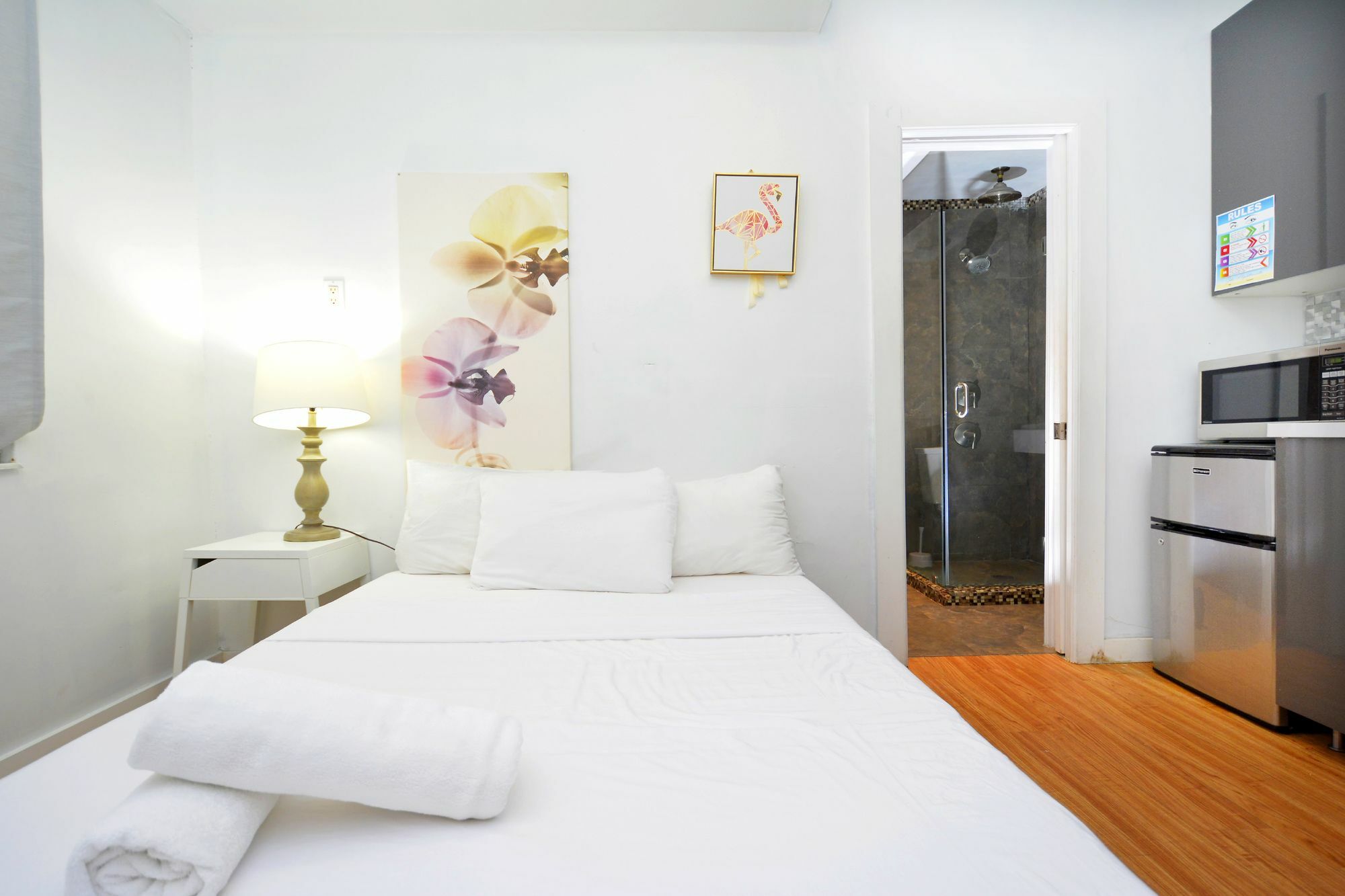 335 Ocean Walk Apartments Miami Beach Exterior photo